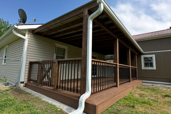 RC Outdoor Living Deck Building 20