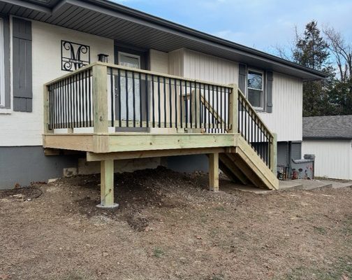 RC Hardwood Construction Deck Building Photos 3